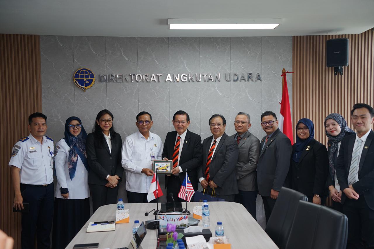 Jakarta, 8 Desember 2025